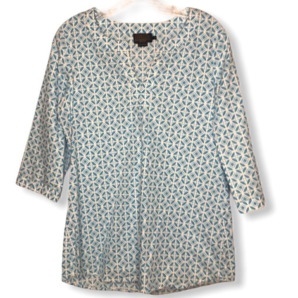 Pendleton Blue and White Tunic V-neck Top.…‎